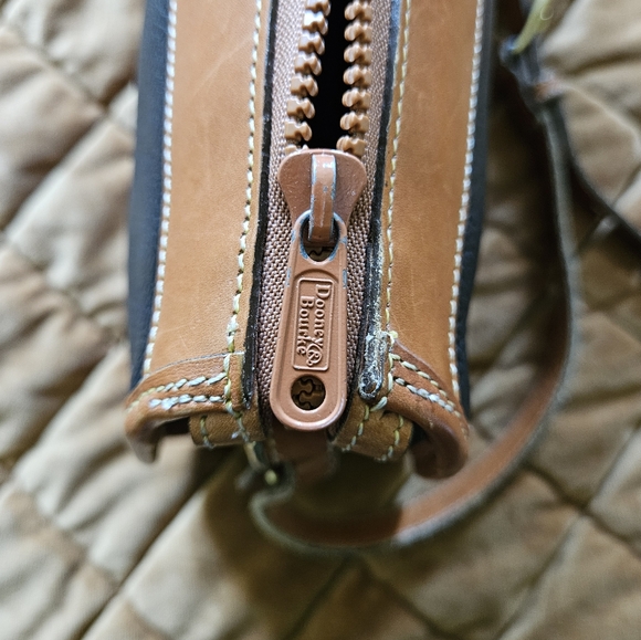 Dooney & Bourke Vintage AWL Crossbody Bag - Picture 7 of 8